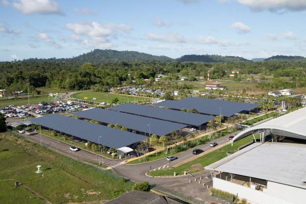 TotalÉnergies lance un financement participatif pour des ombrieres solaires à l